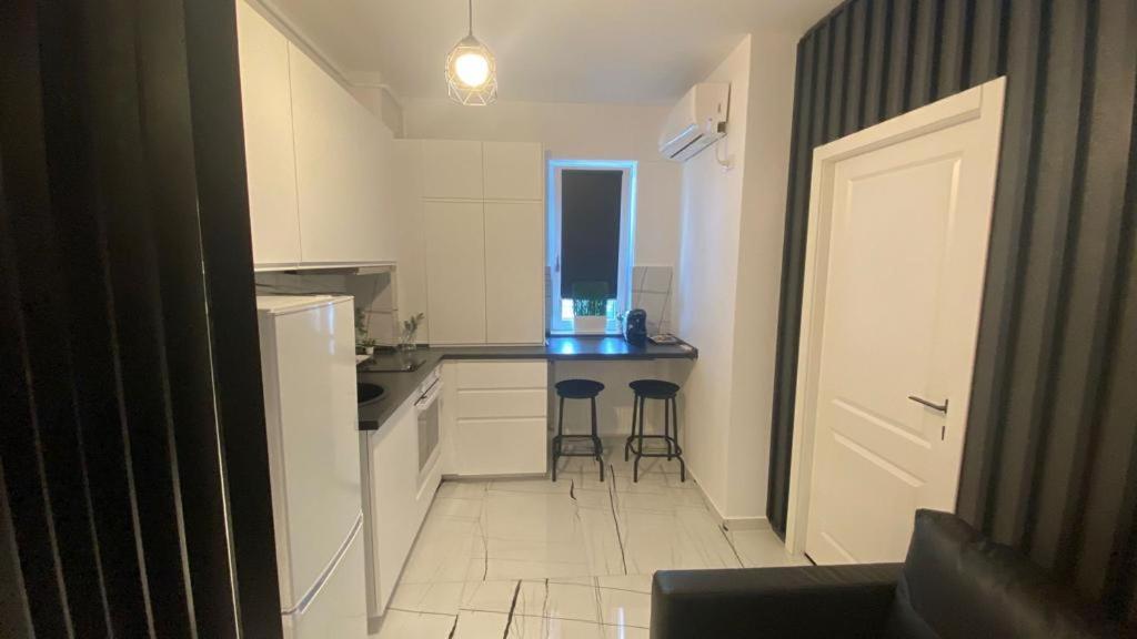 Q Luxury Apartment - Palas Center Jassy Zewnętrze zdjęcie